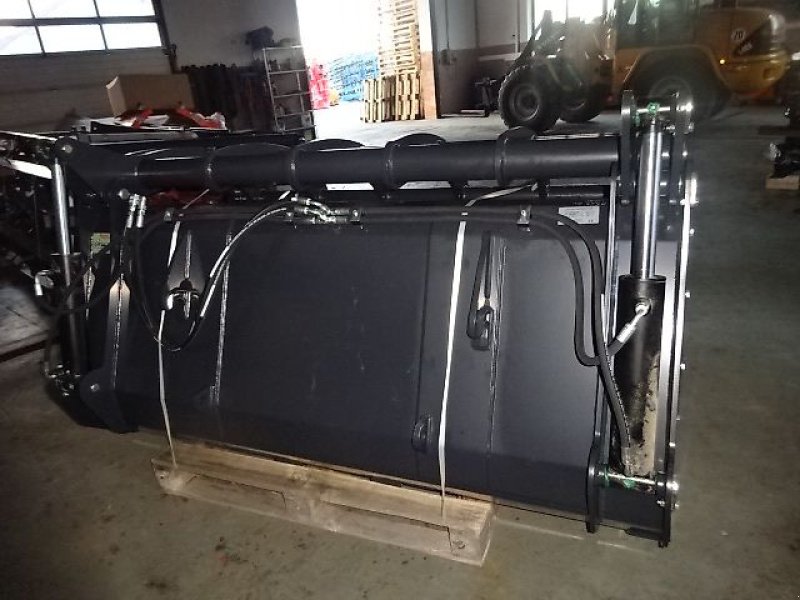 Frontladerzubehör типа H-L-M Siloreißschaufel- Big Volumen XXL -  2 Meter -  2.2 Meter- oder 2,4 Meter   oder 2,5 Meter, Neumaschine в Neureichenau (Фотография 23)