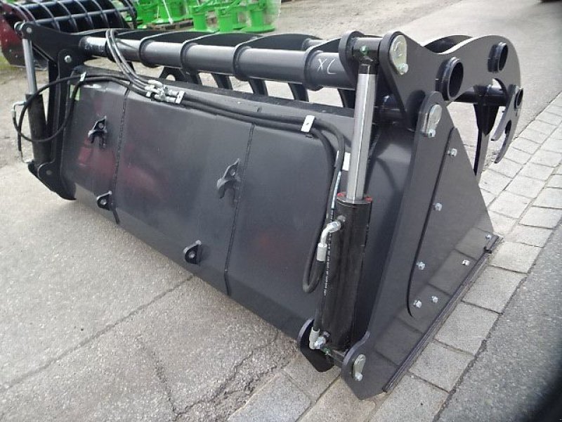 Frontladerzubehör типа H-L-M Siloreißschaufel- Big Volumen XXL -  2 Meter -  2.2 Meter- oder 2,4 Meter   oder 2,5 Meter, Neumaschine в Neureichenau (Фотография 5)