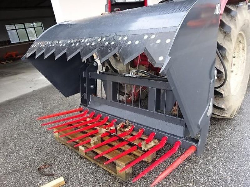 Frontladerzubehör of the type H-L-M Siloschneidschaufel - hydraulisch mit 2 Hydraulikzylinder - Breite 1,6 Meter / oder Breite 1,8 Meter, Neumaschine in Neureichenau (Picture 30)