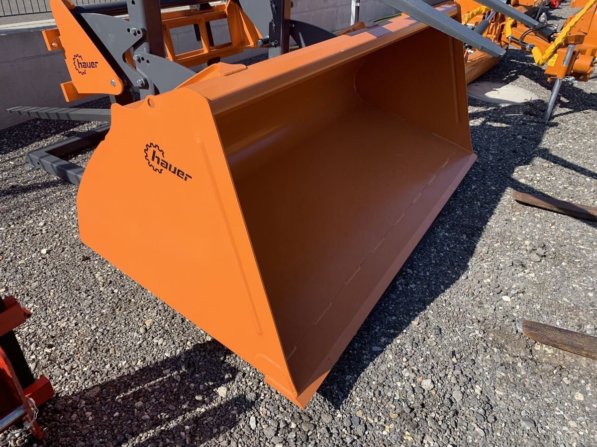 Frontladerzubehör of the type Hauer 220 cm Leichtgutschaufel lang verstärkt, Neumaschine in Hohenruppersdorf (Picture 1)