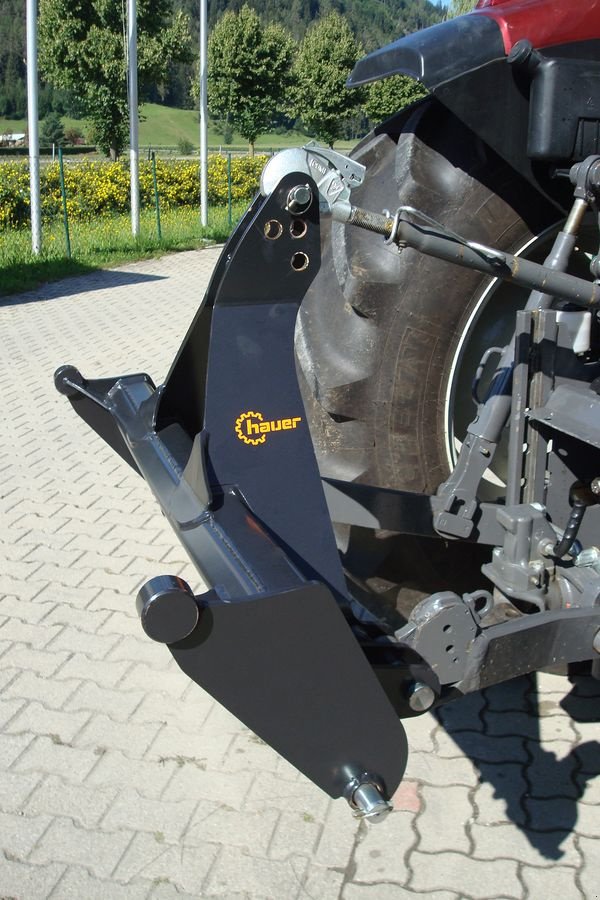 Frontladerzubehör of the type Hauer 3-Punkt Schnellwechselrahmen Hauer, Neumaschine in Judenburg (Picture 1)