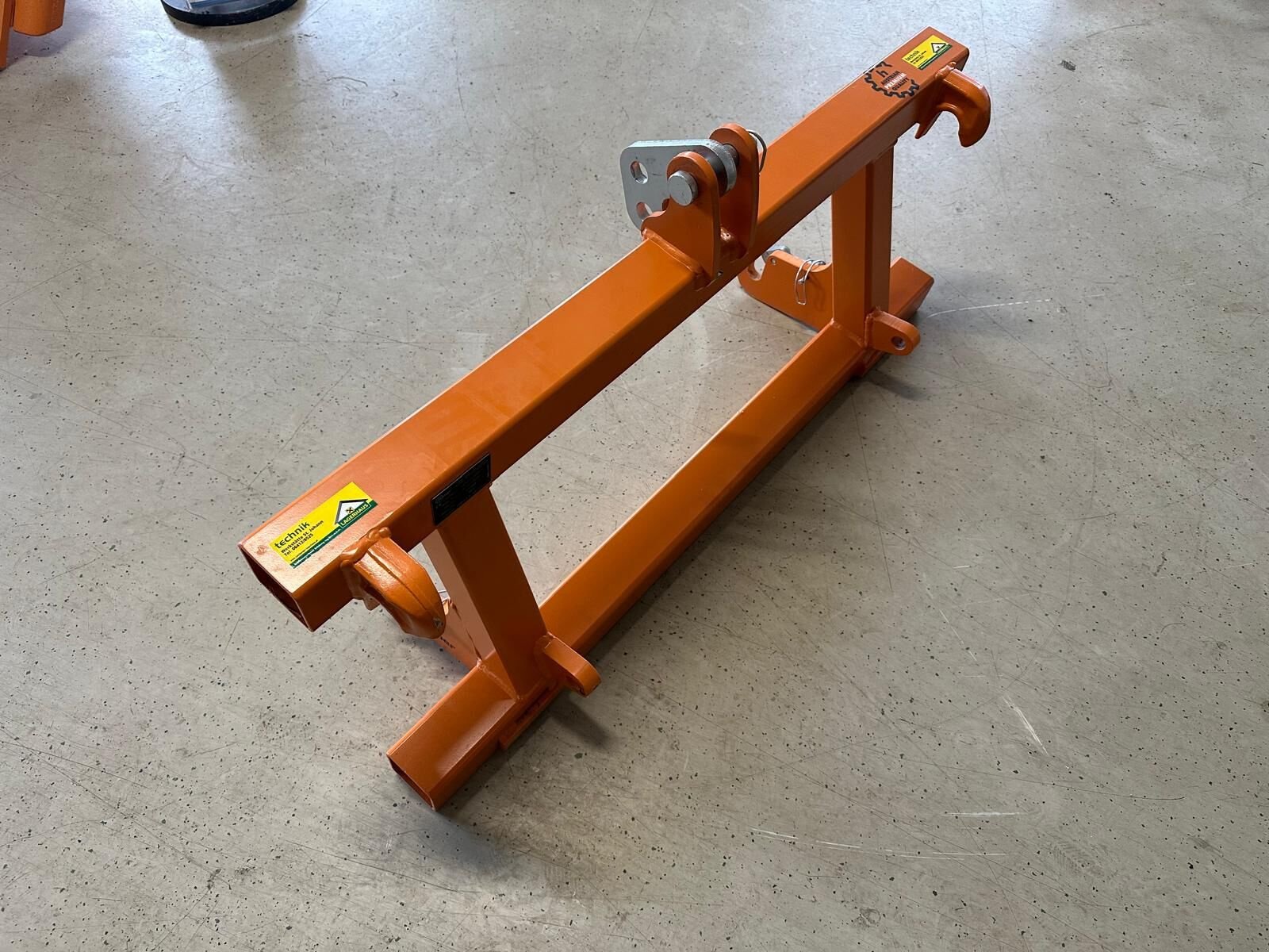 Frontladerzubehör tipa Hauer Dreipunktadapter, Vorführmaschine u St. Johann (Slika 5)