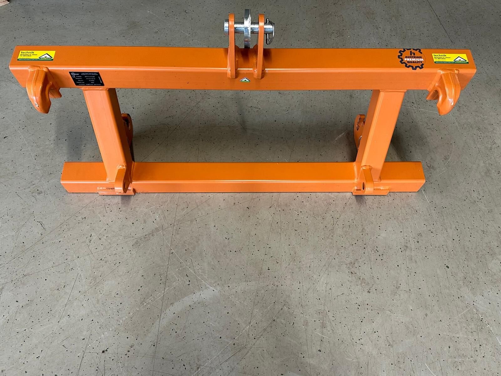 Frontladerzubehör tipa Hauer Dreipunktadapter, Vorführmaschine u St. Johann (Slika 4)