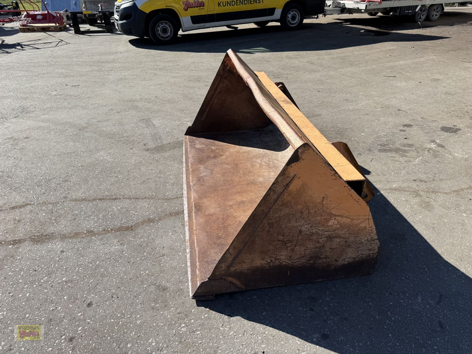 Frontladerzubehör of the type Hauer Frontladerschaufel 200cm mit Haueraufnahme, Gebrauchtmaschine in Kötschach (Picture 9)
