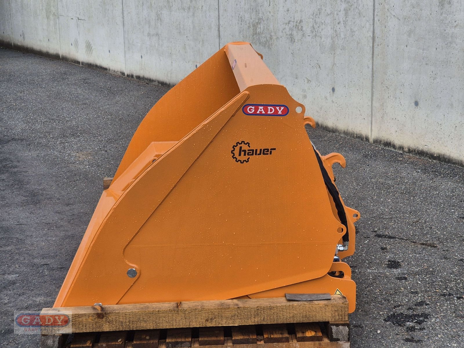 Frontladerzubehör des Typs Hauer HKLGS 2200,EURO  HOCHKIPPSCHAUFEL, Neumaschine in Lebring (Bild 7)