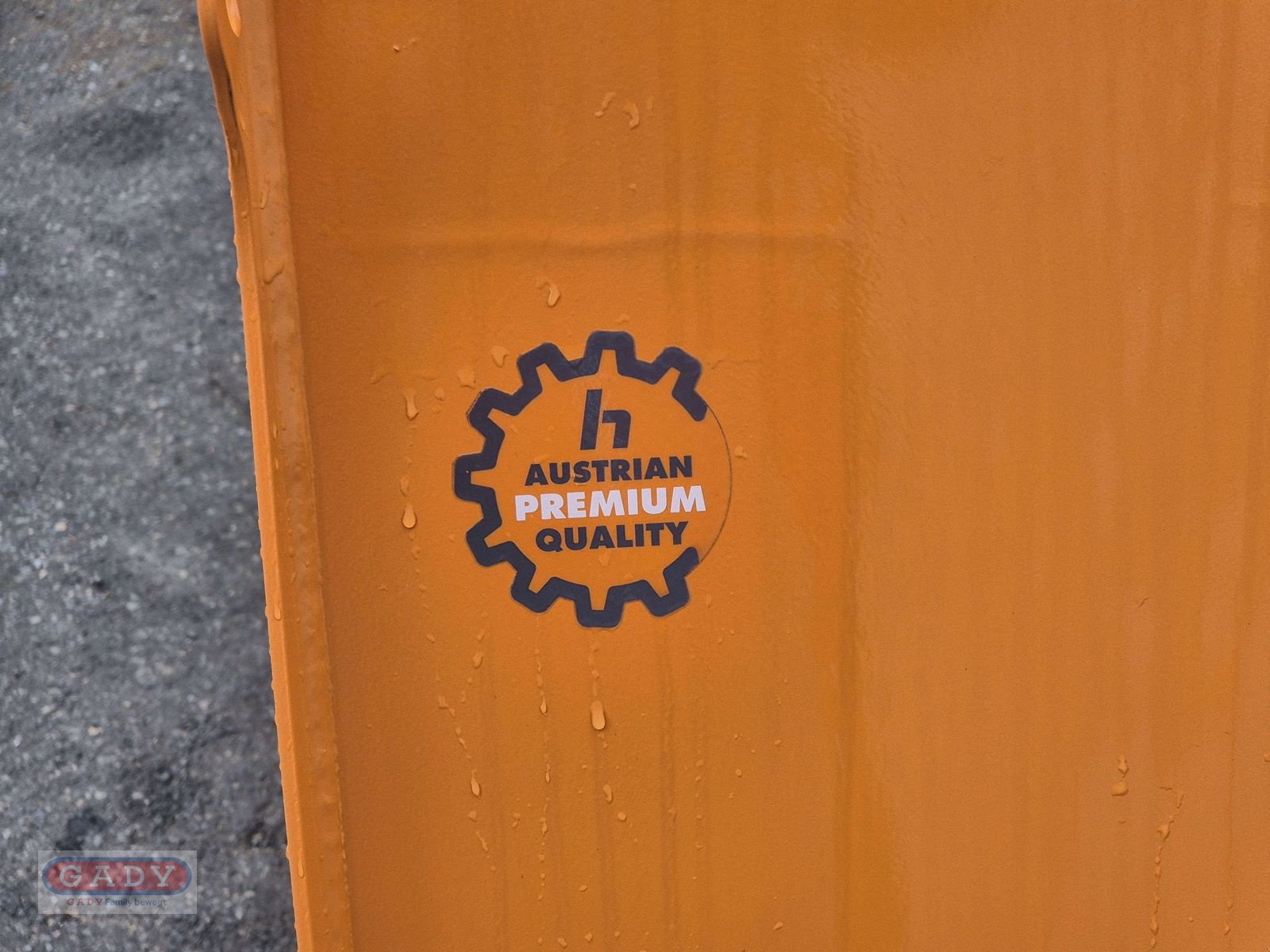 Frontladerzubehör des Typs Hauer HKLGS 2200,EURO  HOCHKIPPSCHAUFEL, Neumaschine in Lebring (Bild 8)