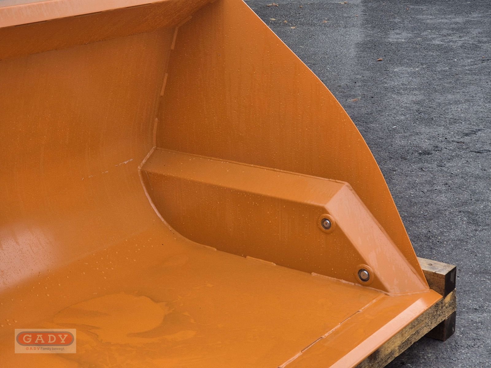 Frontladerzubehör des Typs Hauer HKLGS 2200,EURO  HOCHKIPPSCHAUFEL, Neumaschine in Lebring (Bild 5)