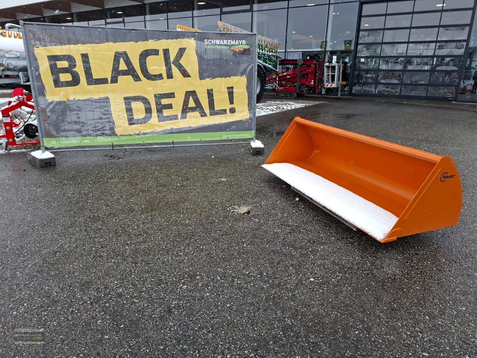 Frontladerzubehör of the type Hauer Leichtgutsch. 2200mm Euro Au, Neumaschine in Gampern (Picture 1)