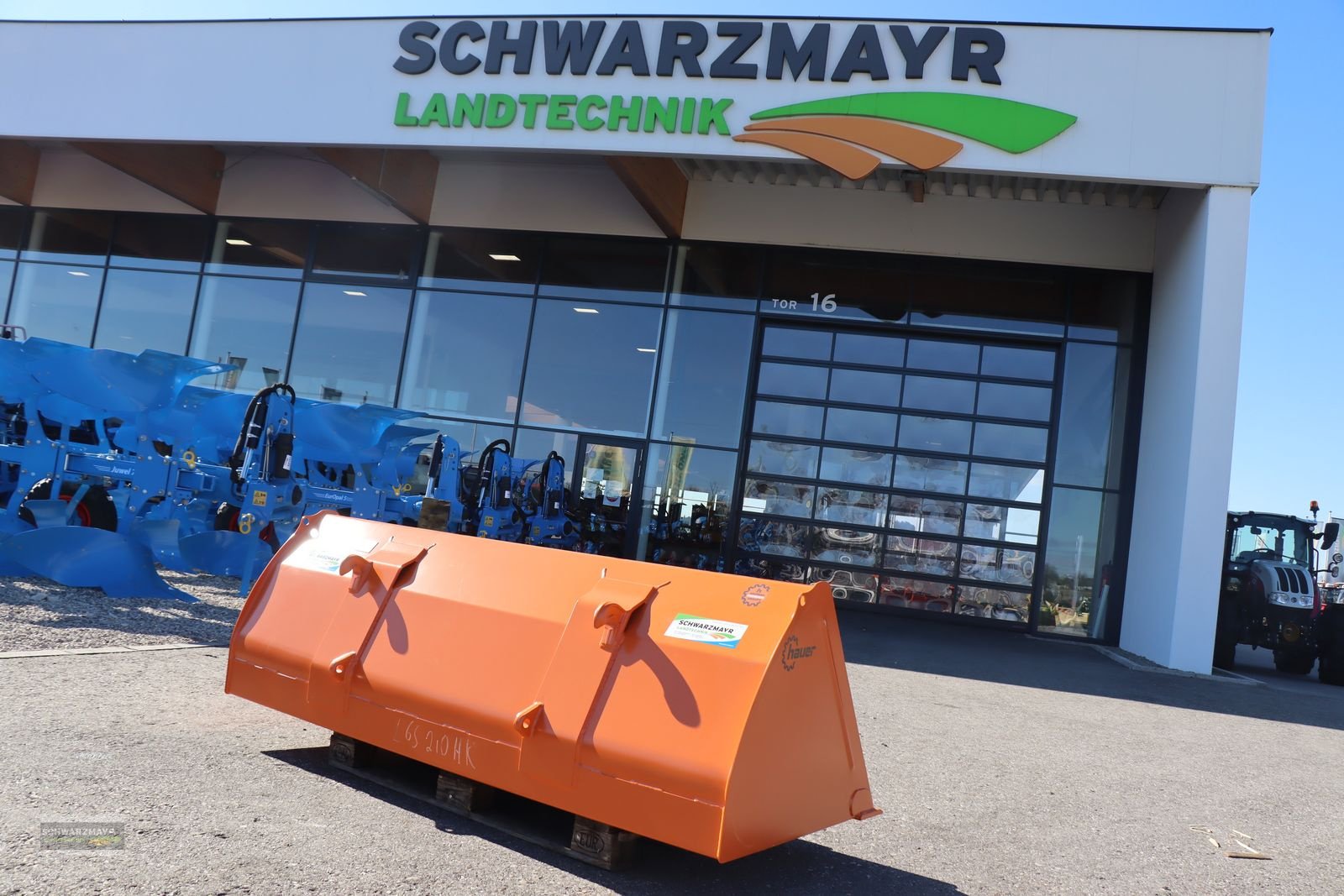 Frontladerzubehör of the type Hauer Leichtgutschaufel 2000mm, Neumaschine in Gampern (Picture 3)