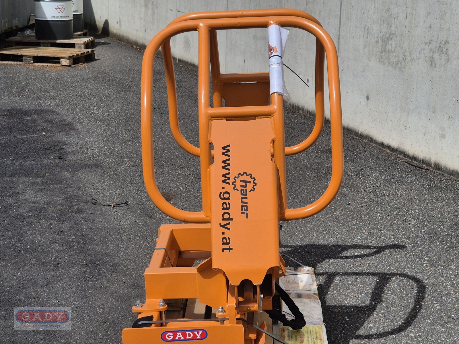 Frontladerzubehör of the type Hauer SILAGEBALLENZANGE 915, Neumaschine in Lebring (Picture 9)