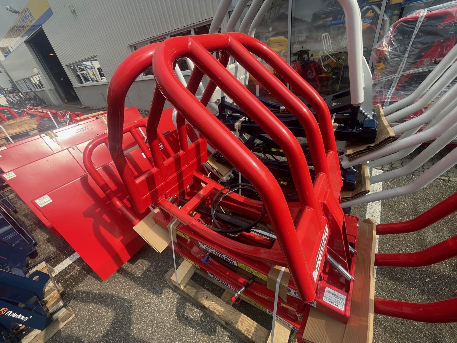 Frontladerzubehör of the type Hydrac Rundballengreifer RBG-150Eco, Neumaschine in Burgkirchen (Picture 1)