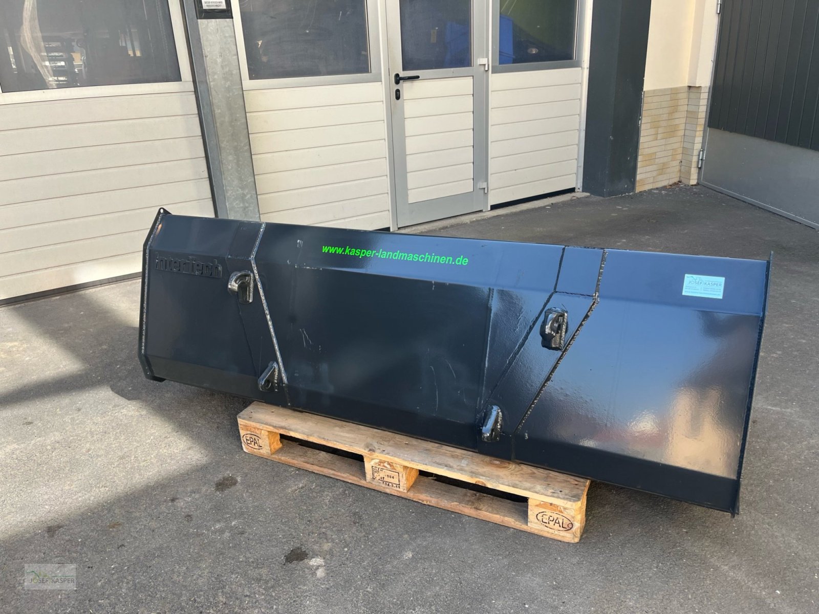 Frontladerzubehör типа Inter Tech Erd- Universalschaufel 1,50 m breit, Neumaschine в Alitzheim (Фотография 5)