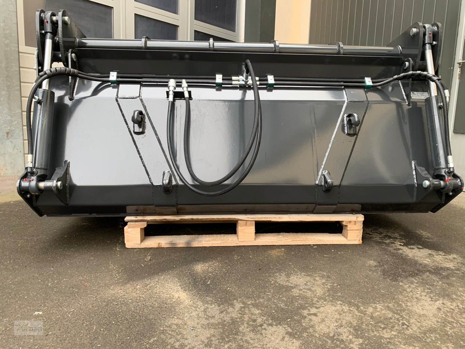 Frontladerzubehör a típus Inter Tech Greifschaufel 2,40 m breit, Neumaschine ekkor: Alitzheim (Kép 3)