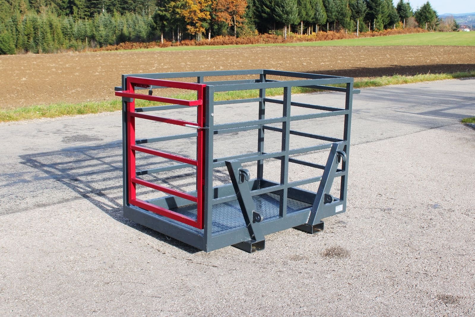 Frontladerzubehör of the type InterTech Arbeitskorb, Arbeitsbühne 1550, Neumaschine in Neukirchen am Walde  (Picture 1)