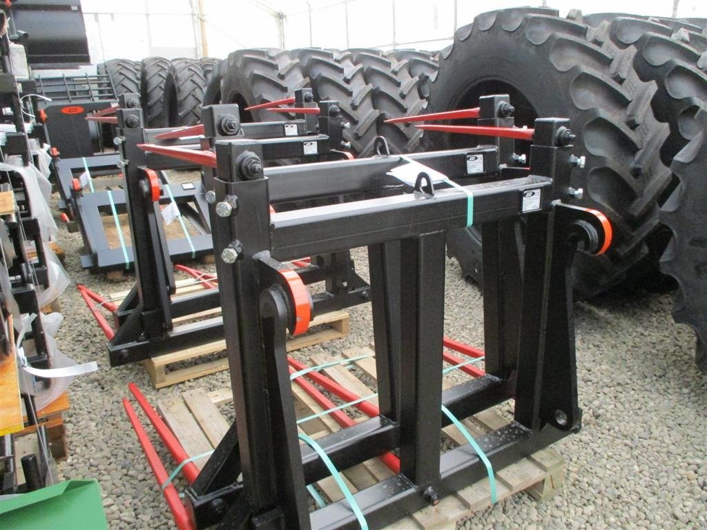 Frontladerzubehör tipa JST Halmspyd med overbygning og Volvo beslag til gummiged og rendegraver, Gebrauchtmaschine u Lintrup (Slika 8)