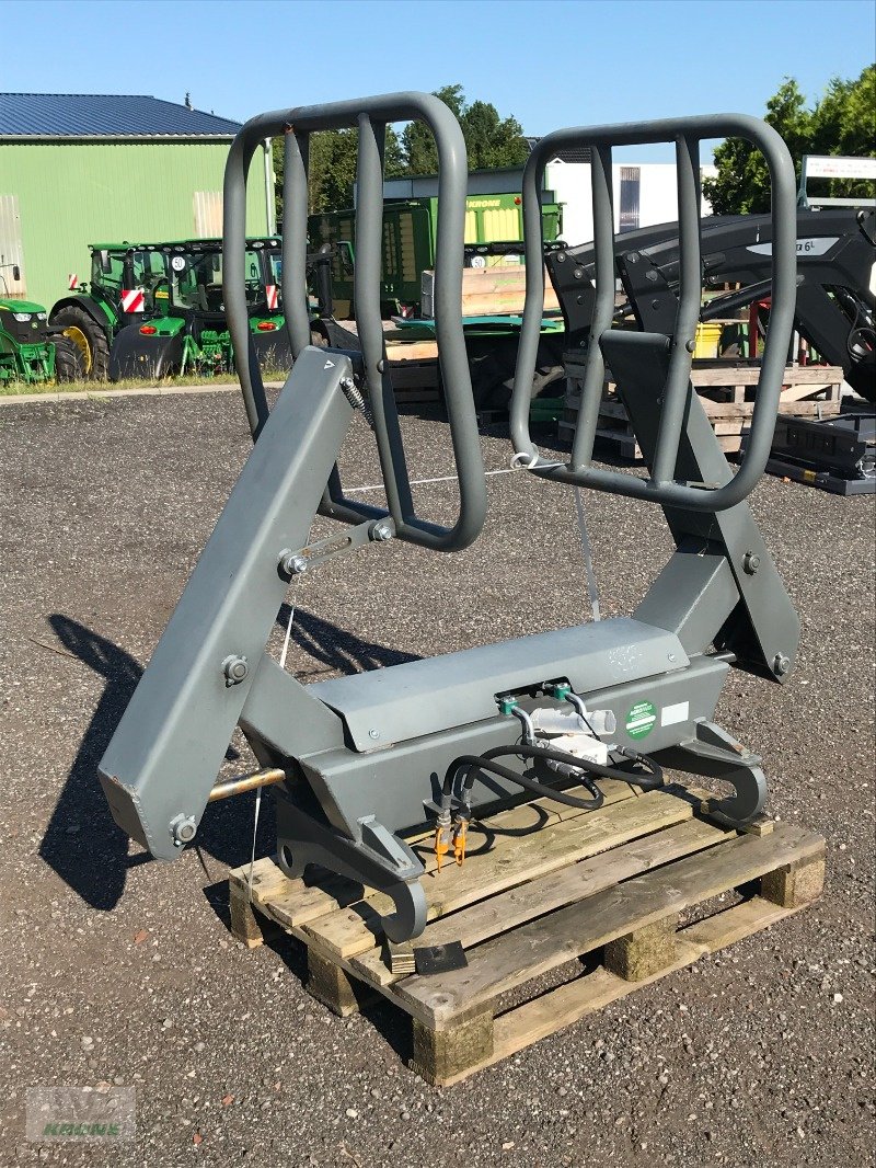 Frontladerzubehör van het type Kramer Ballenzange, Gebrauchtmaschine in Alt-Mölln (Foto 1)