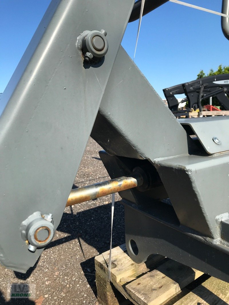 Frontladerzubehör van het type Kramer Ballenzange, Gebrauchtmaschine in Alt-Mölln (Foto 4)