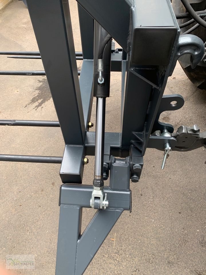 Frontladerzubehör of the type Metall-Bau DUO Ballengabel, Vorführer, Neumaschine in Alitzheim (Picture 13)
