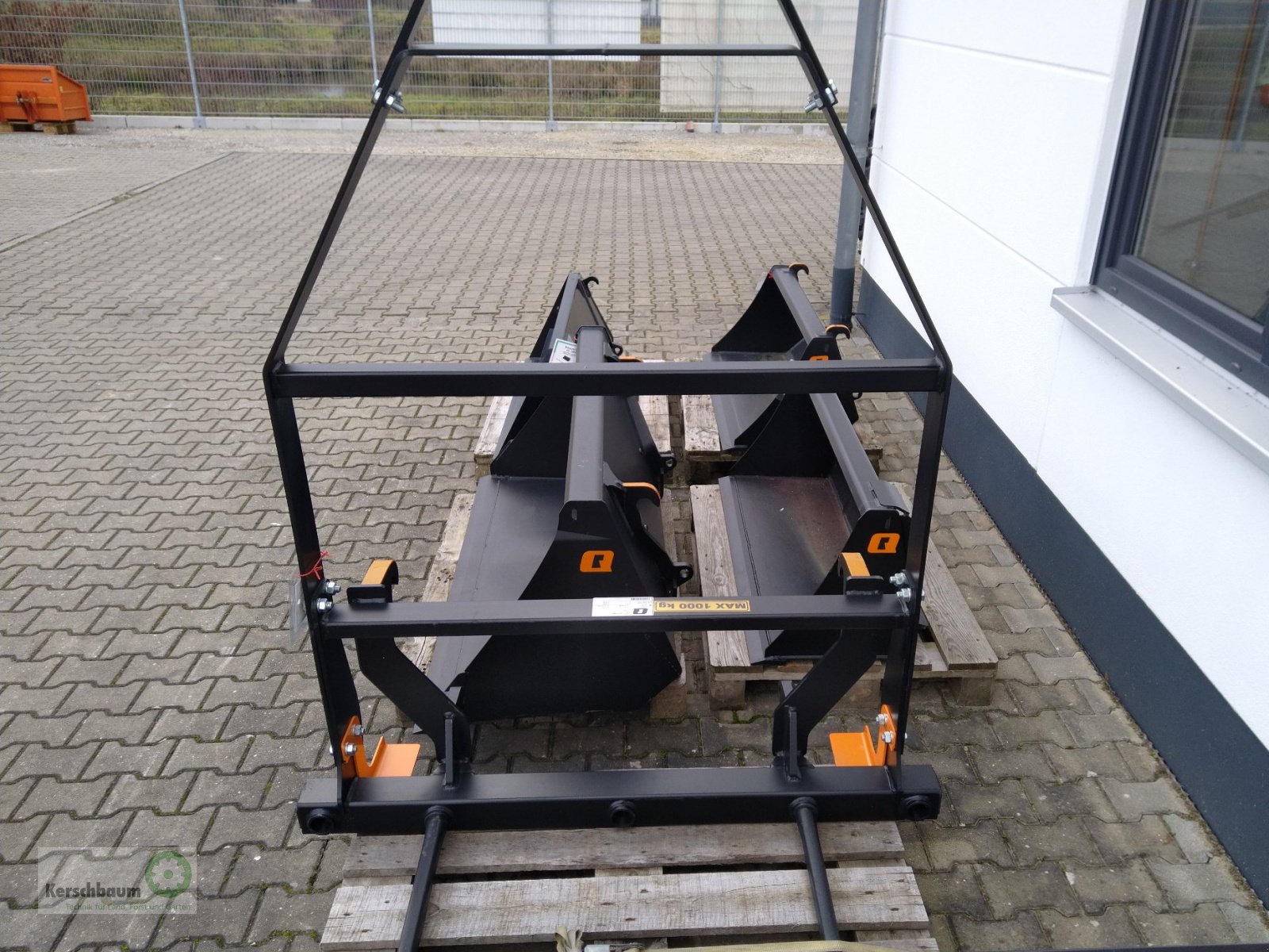 Frontladerzubehör του τύπου Quicke M 140 Euro Großballengabel, Neumaschine σε Adelsdorf (Φωτογραφία 1)