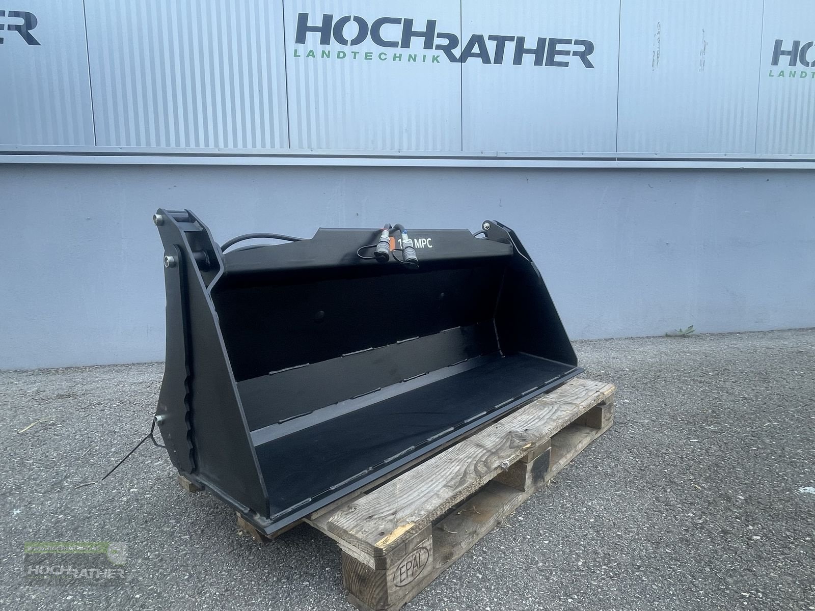 Frontladerzubehör tipa Quicke MPC Schaufel 140 Euro, Neumaschine u Kronstorf (Slika 1)