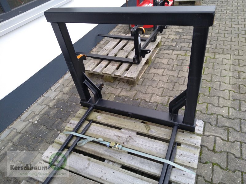 Frontladerzubehör van het type Quicke S+ 115 Euro Ballengabel, Neumaschine in Adelsdorf