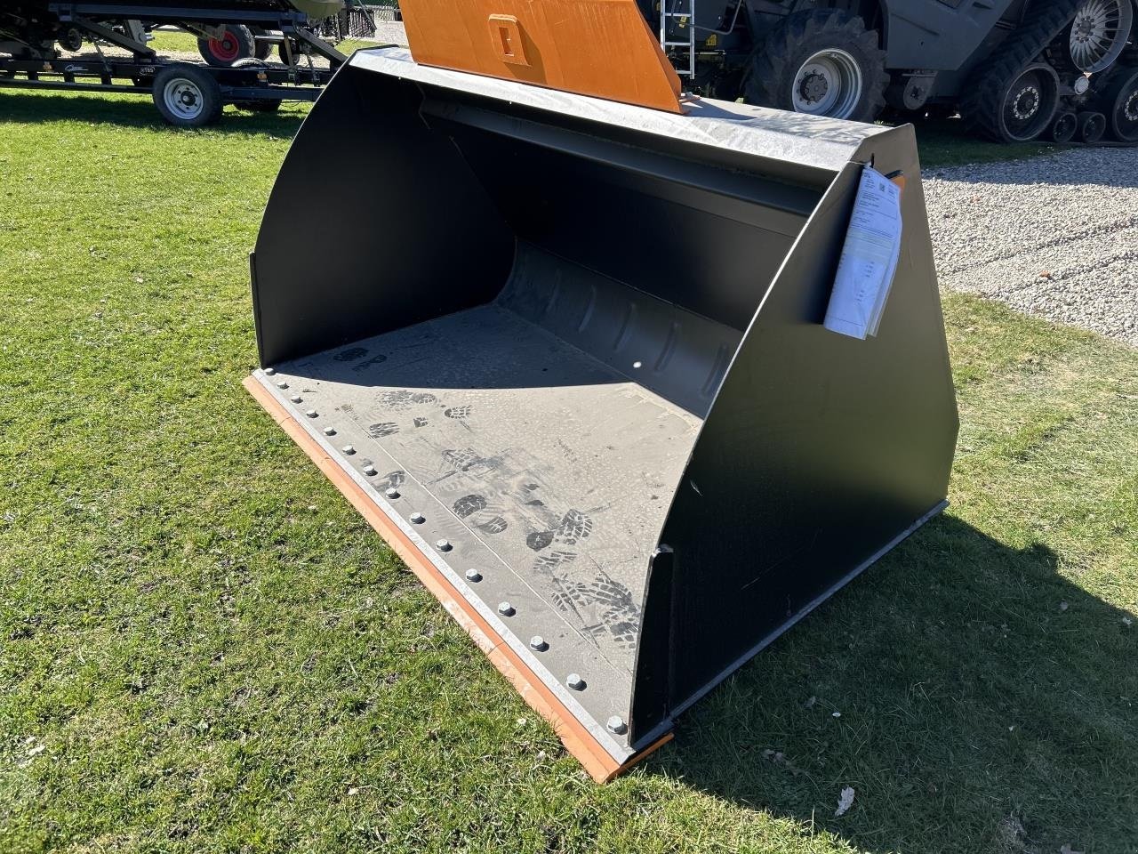 Frontladerzubehör typu Quicke VL+ 240 VOLUMENSKOVL, Gebrauchtmaschine v Grindsted (Obrázek 1)