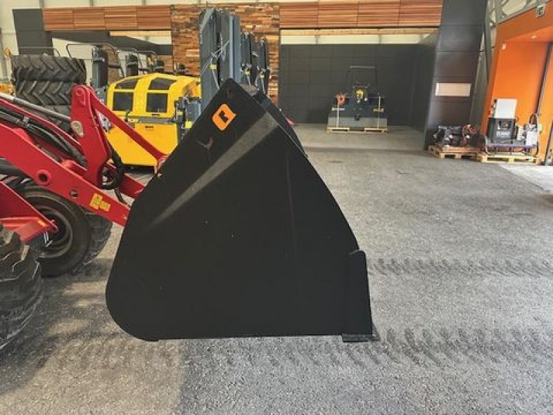 Frontladerzubehör of the type Quicke Volumenschaufel VM225cm, Neumaschine in Tamsweg (Picture 5)