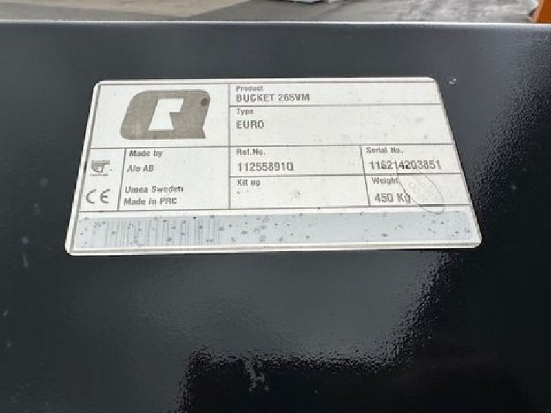 Frontladerzubehör of the type Quicke Volumenschaufel VM265cm, Neumaschine in Tamsweg (Picture 10)