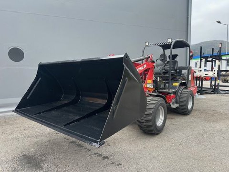 Frontladerzubehör of the type Quicke Volumenschaufel VS220cm, Neumaschine in Tamsweg (Picture 11)