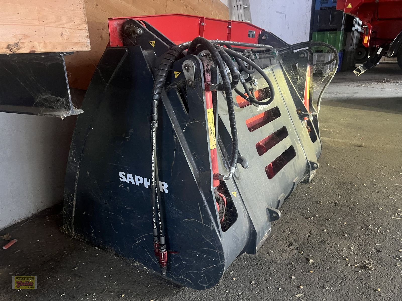 Frontladerzubehör типа Saphir LGA 16 , Leichtgutschaufel mit Abschiebewand, Gebrauchtmaschine в Kötschach (Фотография 11)