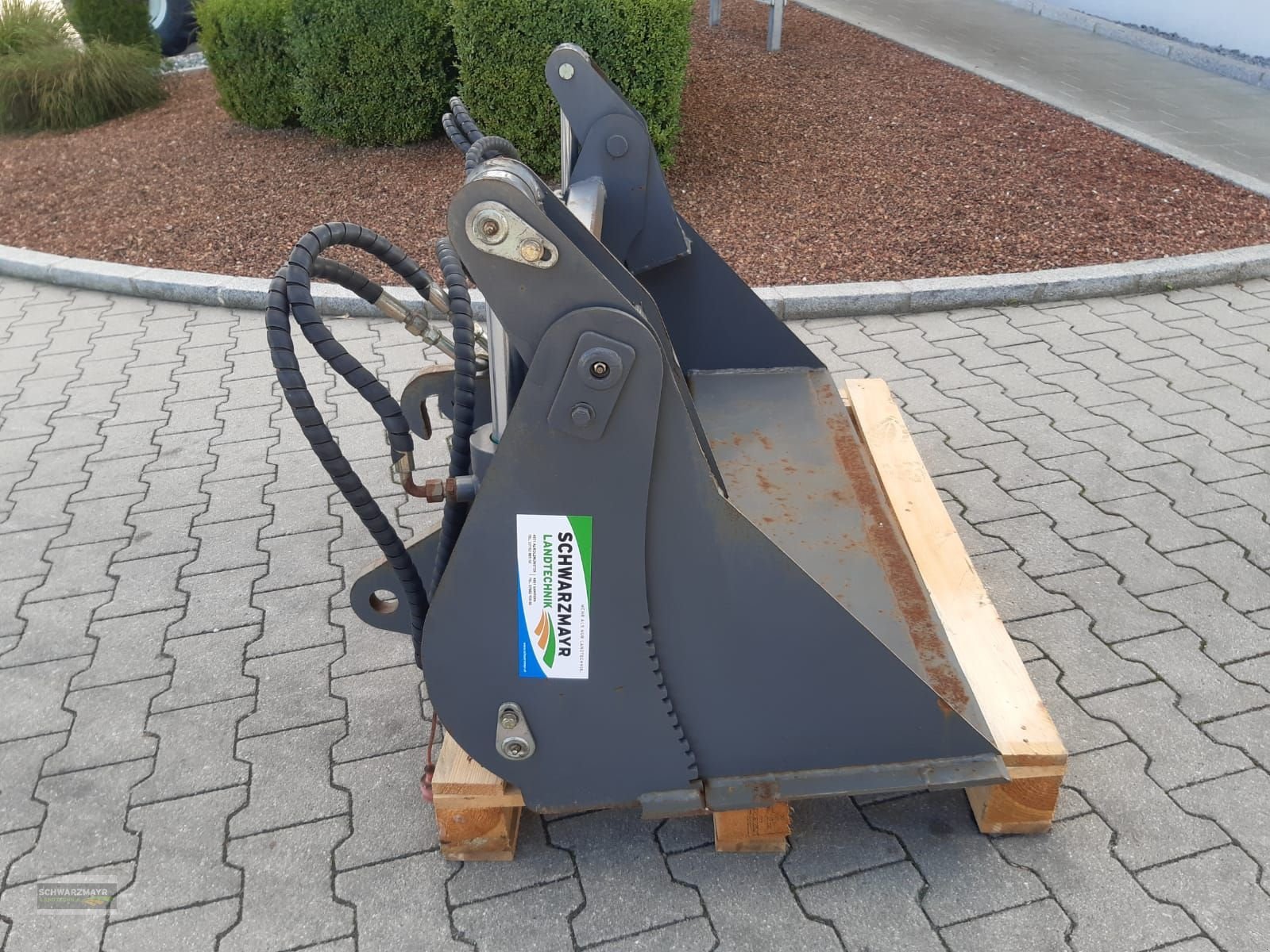 Frontladerzubehör of the type Sonstige 4-in1 Klappschaufel, Gebrauchtmaschine in Aurolzmünster (Picture 9)