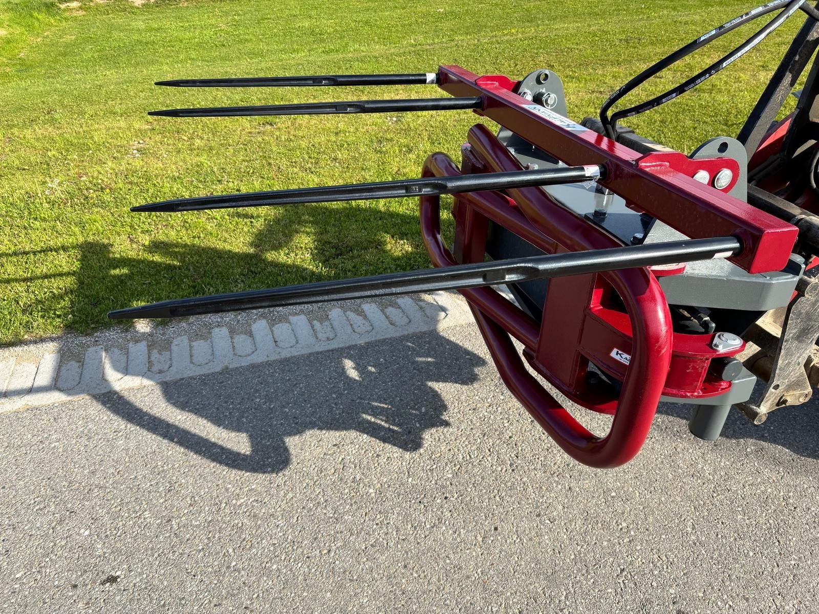 Frontladerzubehör des Typs Sonstige Ballengreifer Kombi, Neumaschine in NATTERNBACH (Bild 4)