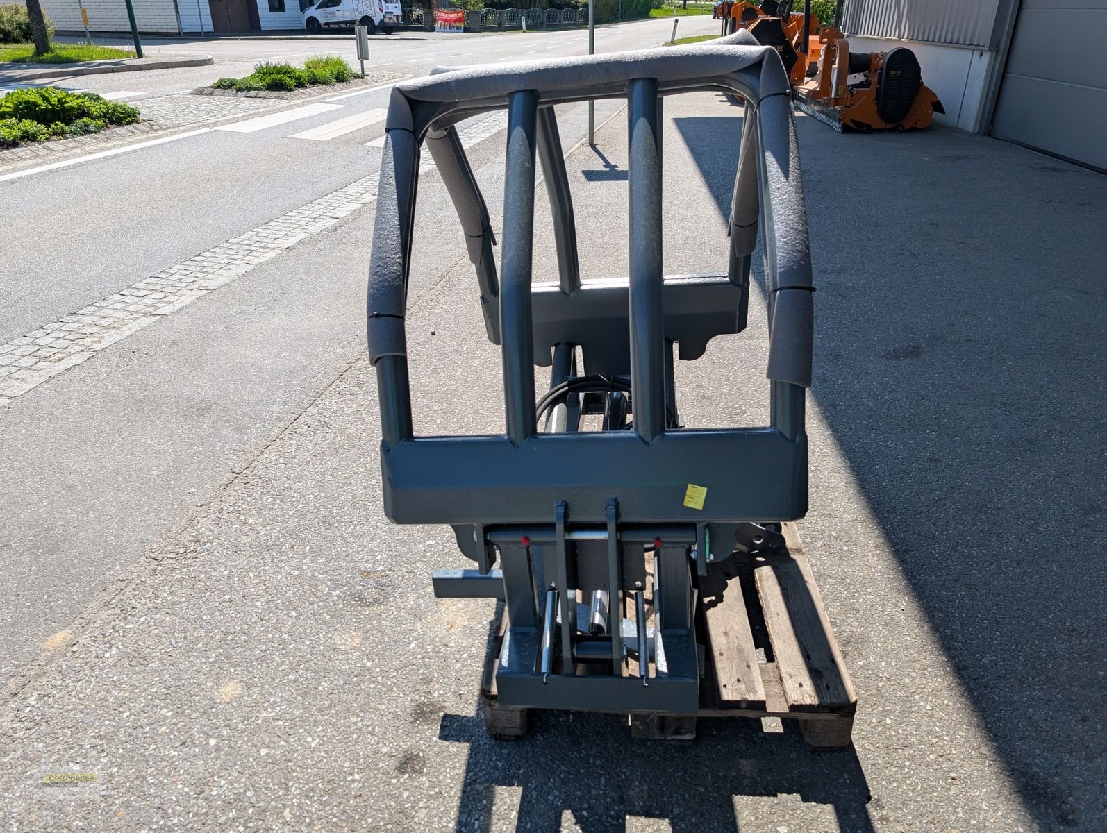 Frontladerzubehör of the type Sonstige Ballengreifer, Neumaschine in Senftenbach (Picture 7)