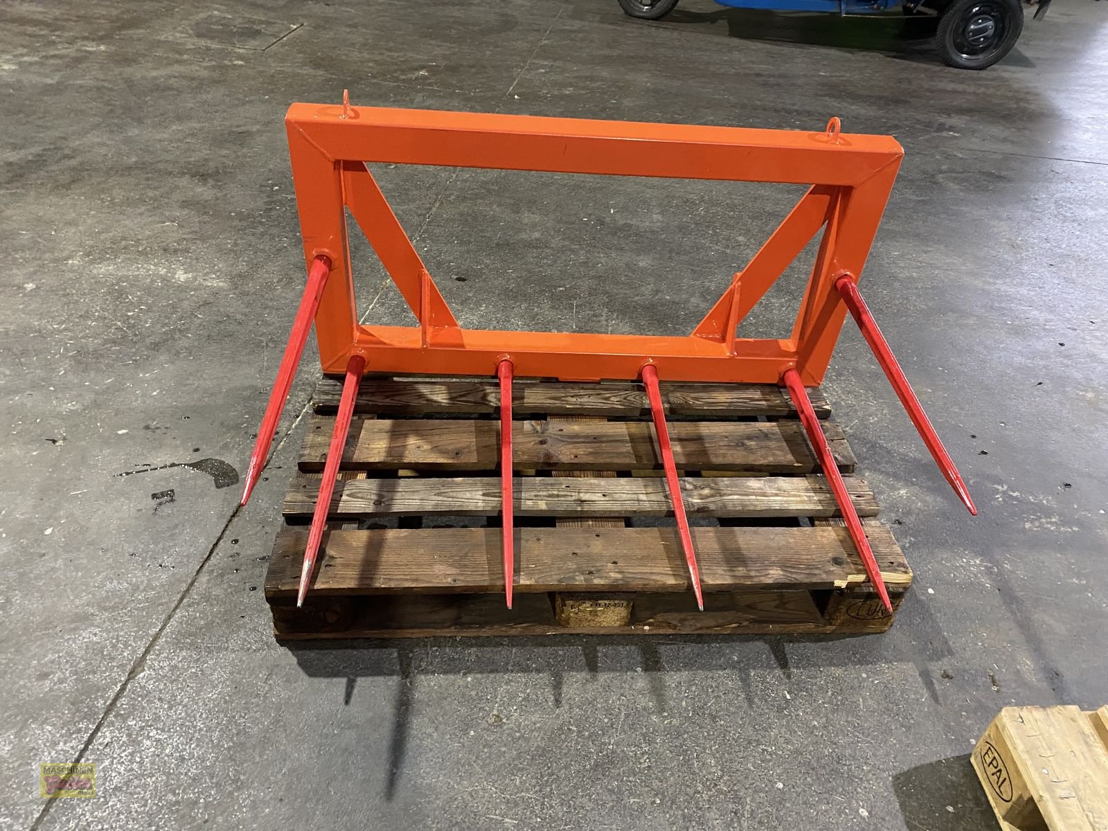 Frontladerzubehör tipa Sonstige Ballenspitz mit 6 Zinken schraubbar, Vorführmaschine u Kötschach (Slika 3)