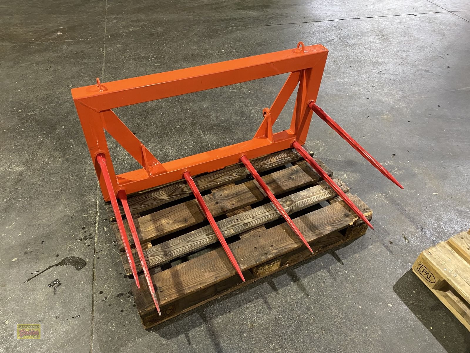 Frontladerzubehör tipa Sonstige Ballenspitz mit 6 Zinken schraubbar, Vorführmaschine u Kötschach (Slika 17)