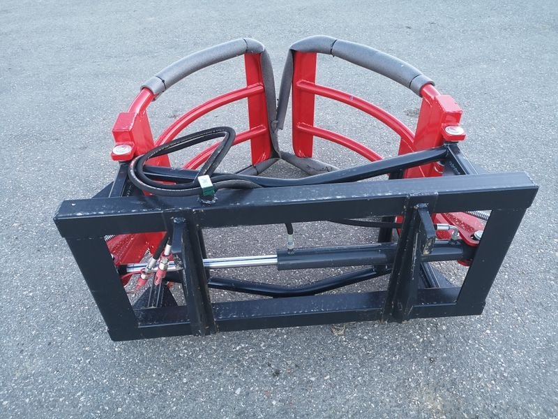 Frontladerzubehör of the type Sonstige Ballenzange, Neumaschine in NATTERNBACH (Picture 6)