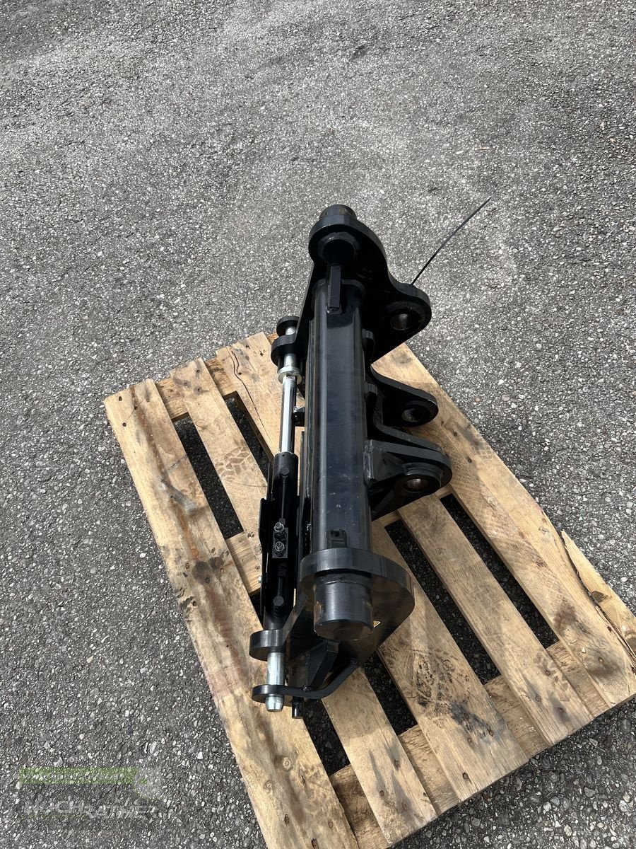 Frontladerzubehör des Typs Sonstige CNH Aufnahme, Neumaschine in Kronstorf (Bild 2)