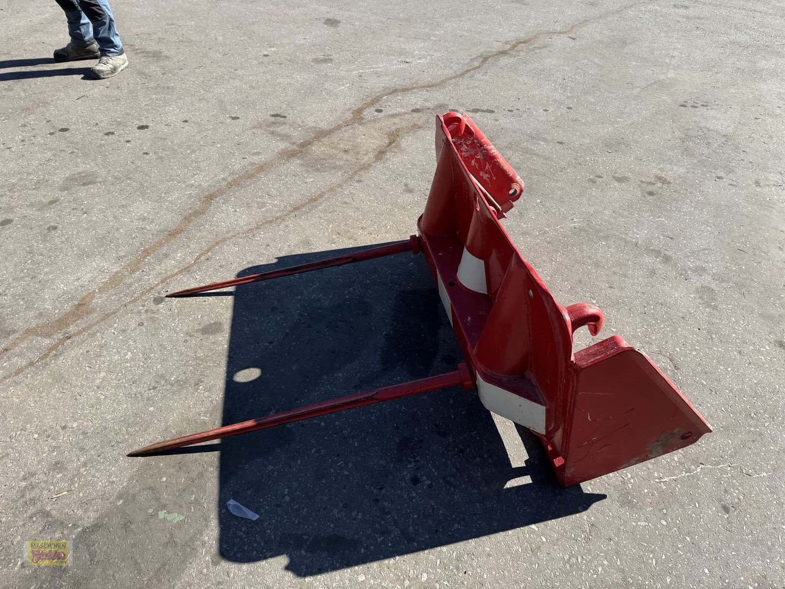 Frontladerzubehör of the type Sonstige Eigenbau Ballenspitz mit Haueraufnahme, Gebrauchtmaschine in Kötschach (Picture 11)