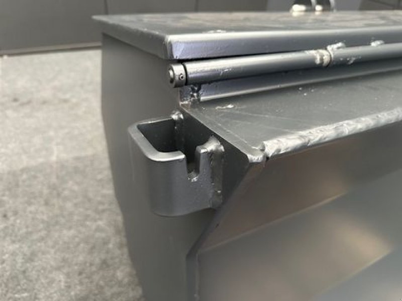 Frontladerzubehör des Typs Sonstige Fally Werkzeugkiste mit Rückeschild 130cm, Neumaschine in Tamsweg (Bild 7)