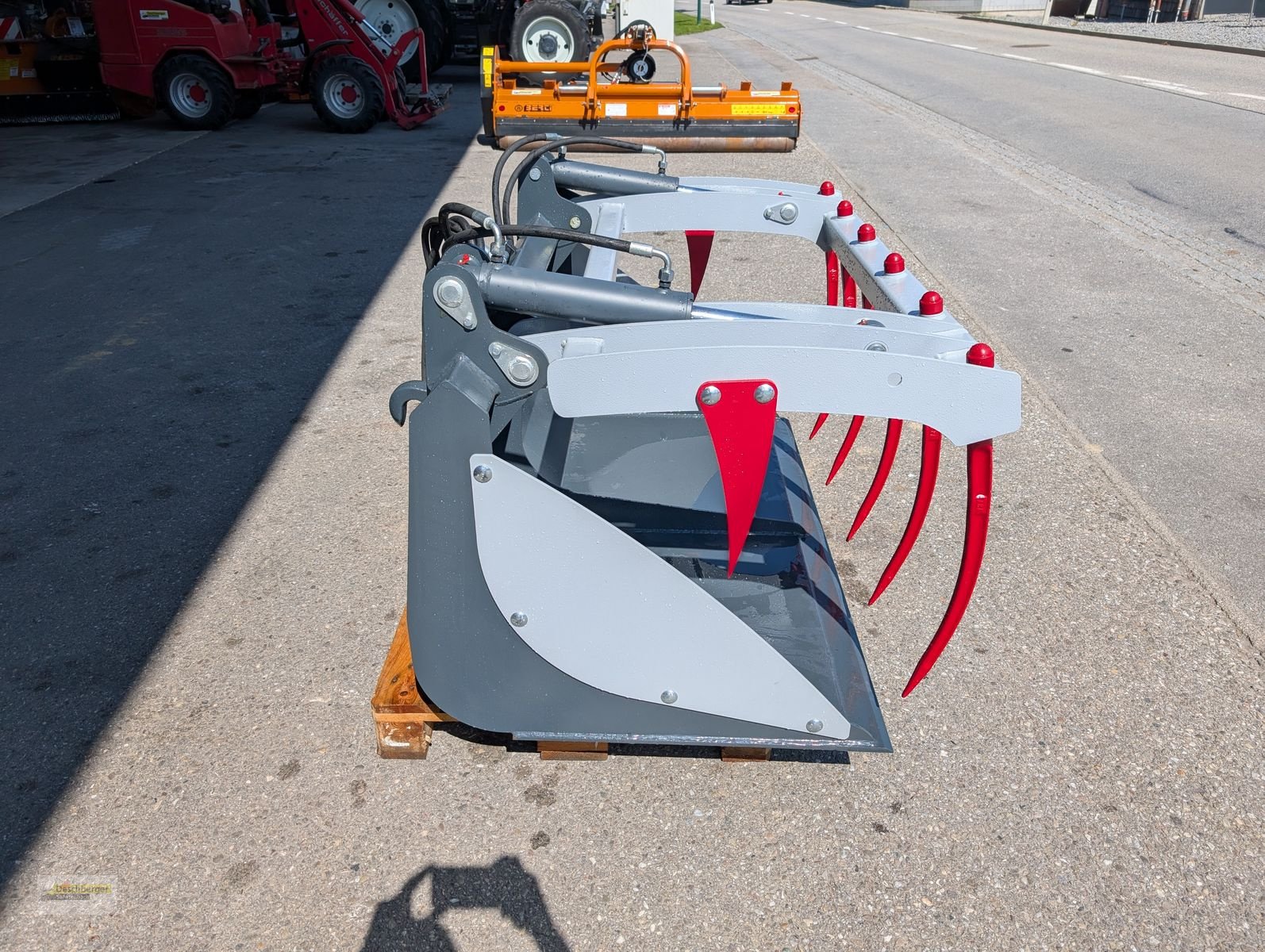 Frontladerzubehör of the type Sonstige Greifschaufel 150, Neumaschine in Senftenbach (Picture 4)