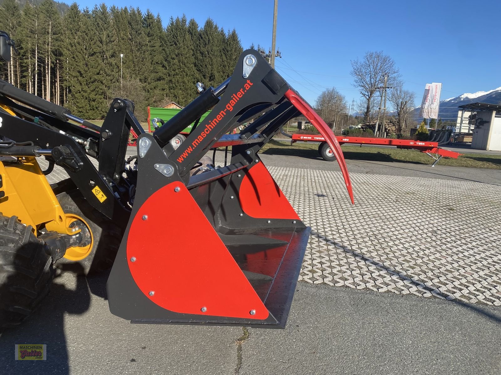 Frontladerzubehör of the type Sonstige Greifschaufel 180cm Seitenteile abnehmbar, Neumaschine in Kötschach (Picture 13)