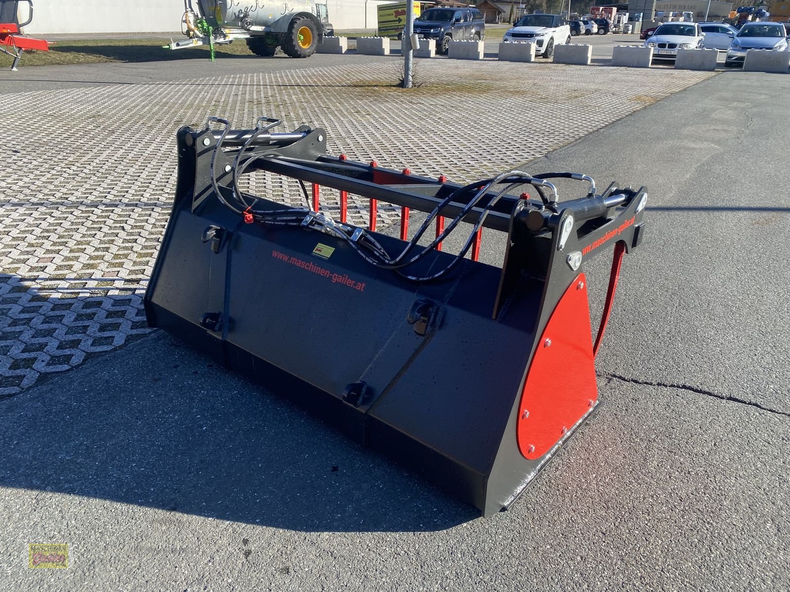 Frontladerzubehör of the type Sonstige Greifschaufel 180cm Seitenteile abnehmbar, Neumaschine in Kötschach (Picture 8)