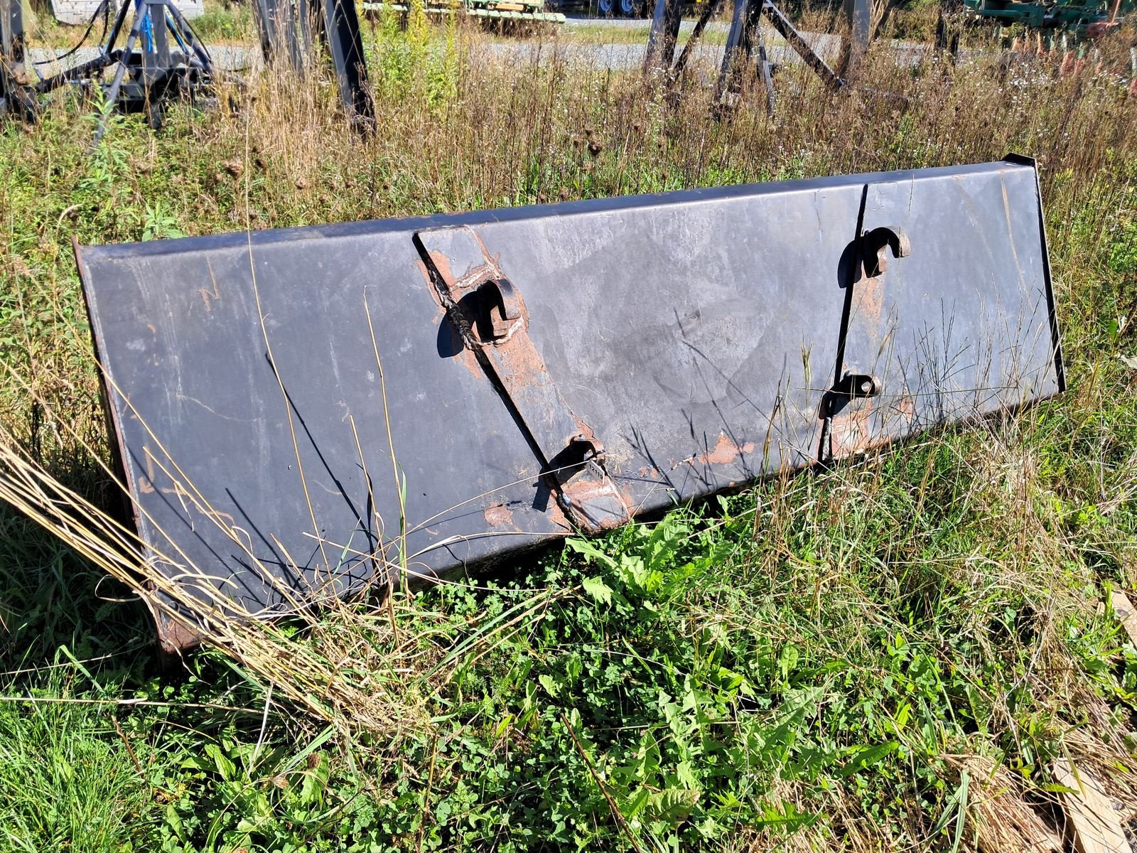 Frontladerzubehör of the type Sonstige Großvolumenschaufel 2,40 m IntNr 12119, Gebrauchtmaschine in Strem (Picture 2)