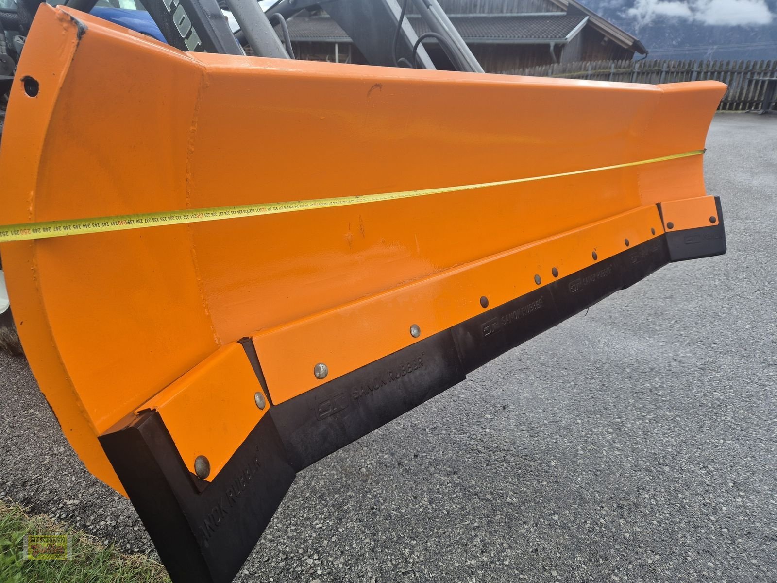 Frontladerzubehör of the type Sonstige Gummischieber mit Euroaufnahme 250 cm, Gebrauchtmaschine in Kötschach (Picture 11)