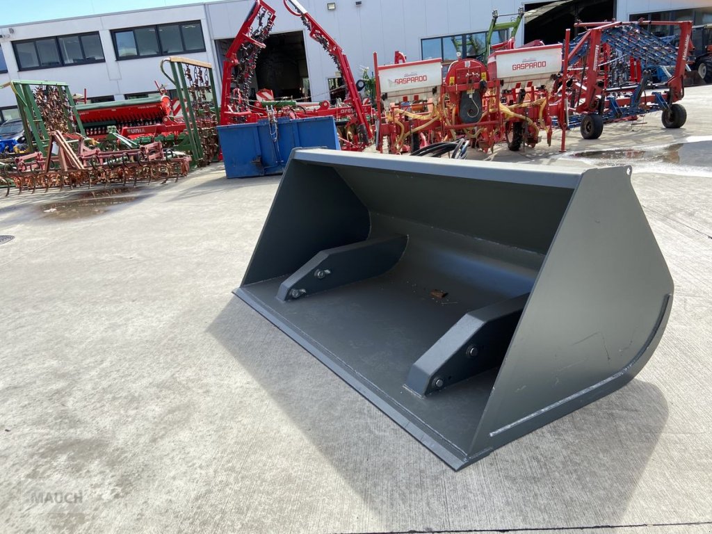 Frontladerzubehör of the type Sonstige Hochkippschaufel mit Euro Aufnahme, Neumaschine in Burgkirchen (Picture 20)