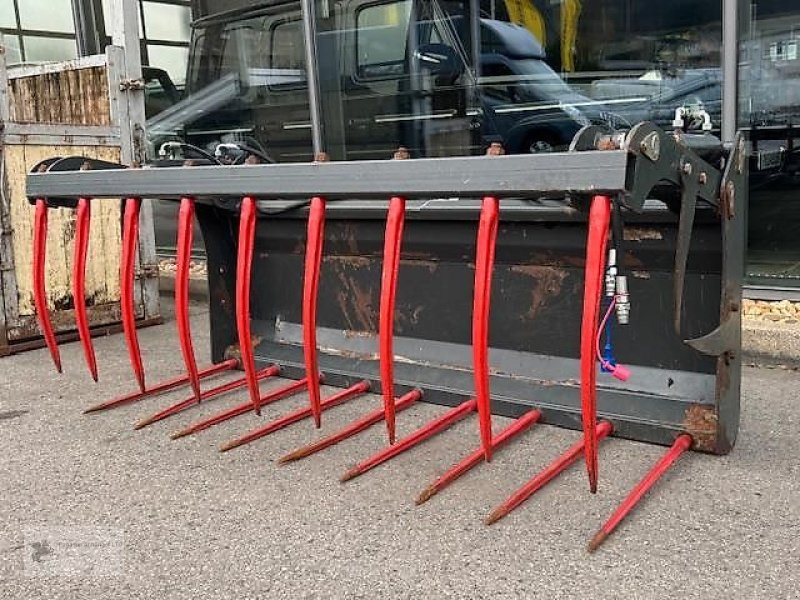 Frontladerzubehör Türe ait Sonstige Krokodilgebiß mit Euroaufnahme 2m 2 Zylinder, Gebrauchtmaschine içinde Gevelsberg (resim 1)