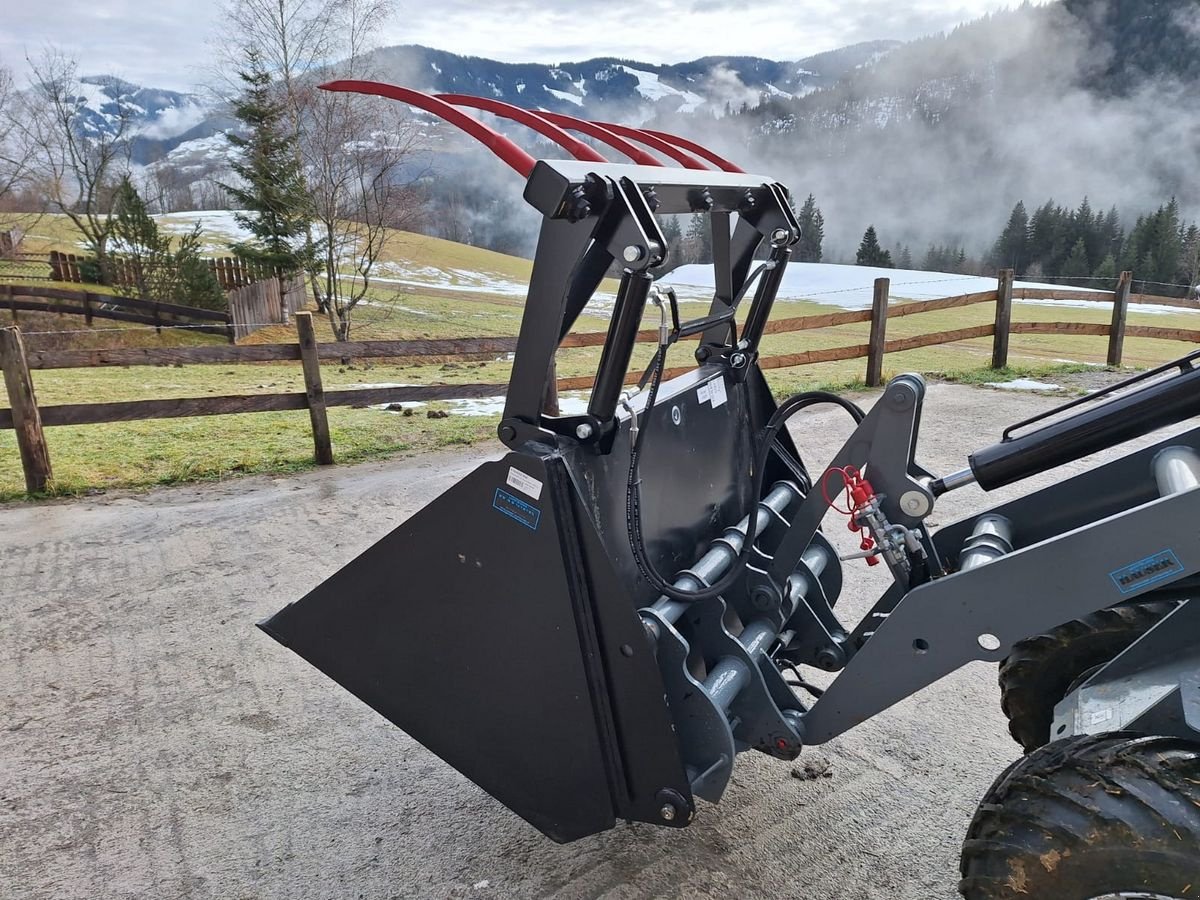 Frontladerzubehör of the type Sonstige Leichtgutschaufel mit Greifer, Neumaschine in Hopfgarten (Picture 10)