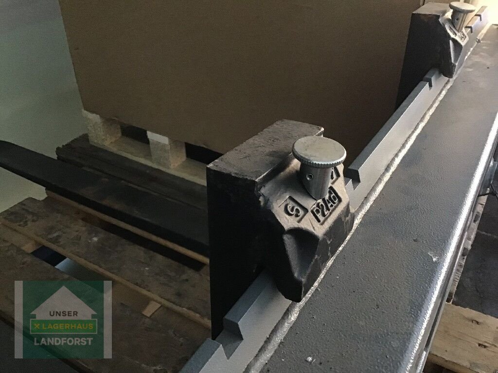 Frontladerzubehör of the type Sonstige Palettengabel 2,5T 80 Hauer, Neumaschine in Murau (Picture 3)