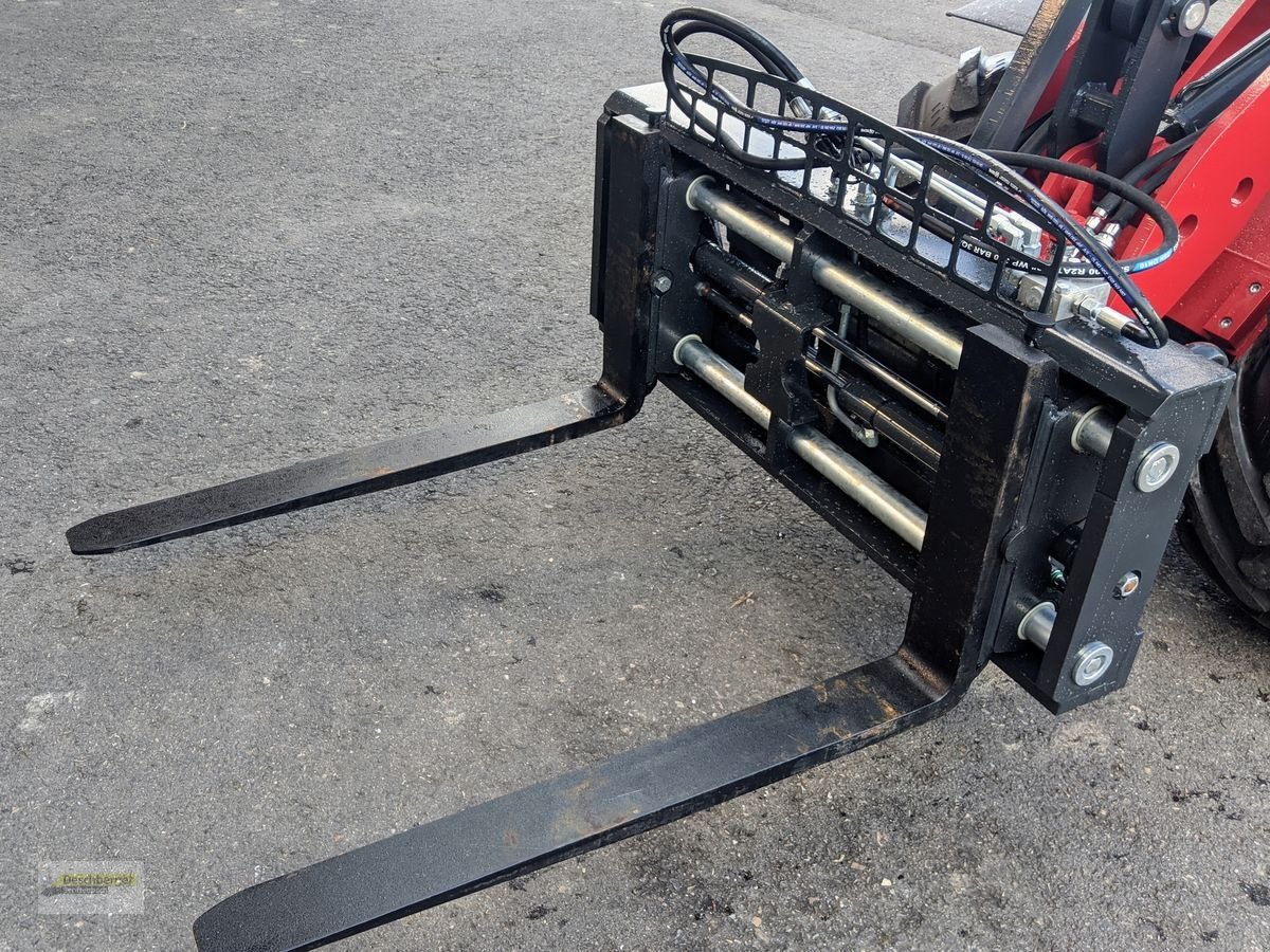 Frontladerzubehör des Typs Sonstige Palettengabel 2,5to hydr. Zinkenversteller, Neumaschine in Senftenbach (Bild 1)
