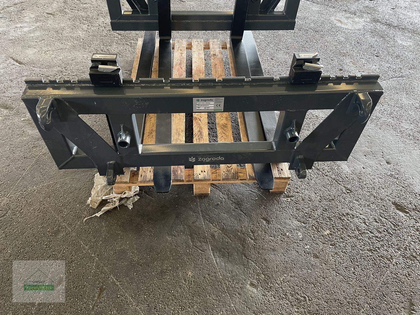 Frontladerzubehör des Typs Sonstige Palettengabel 2 Tonnen, Neumaschine in Mattersburg (Bild 1)